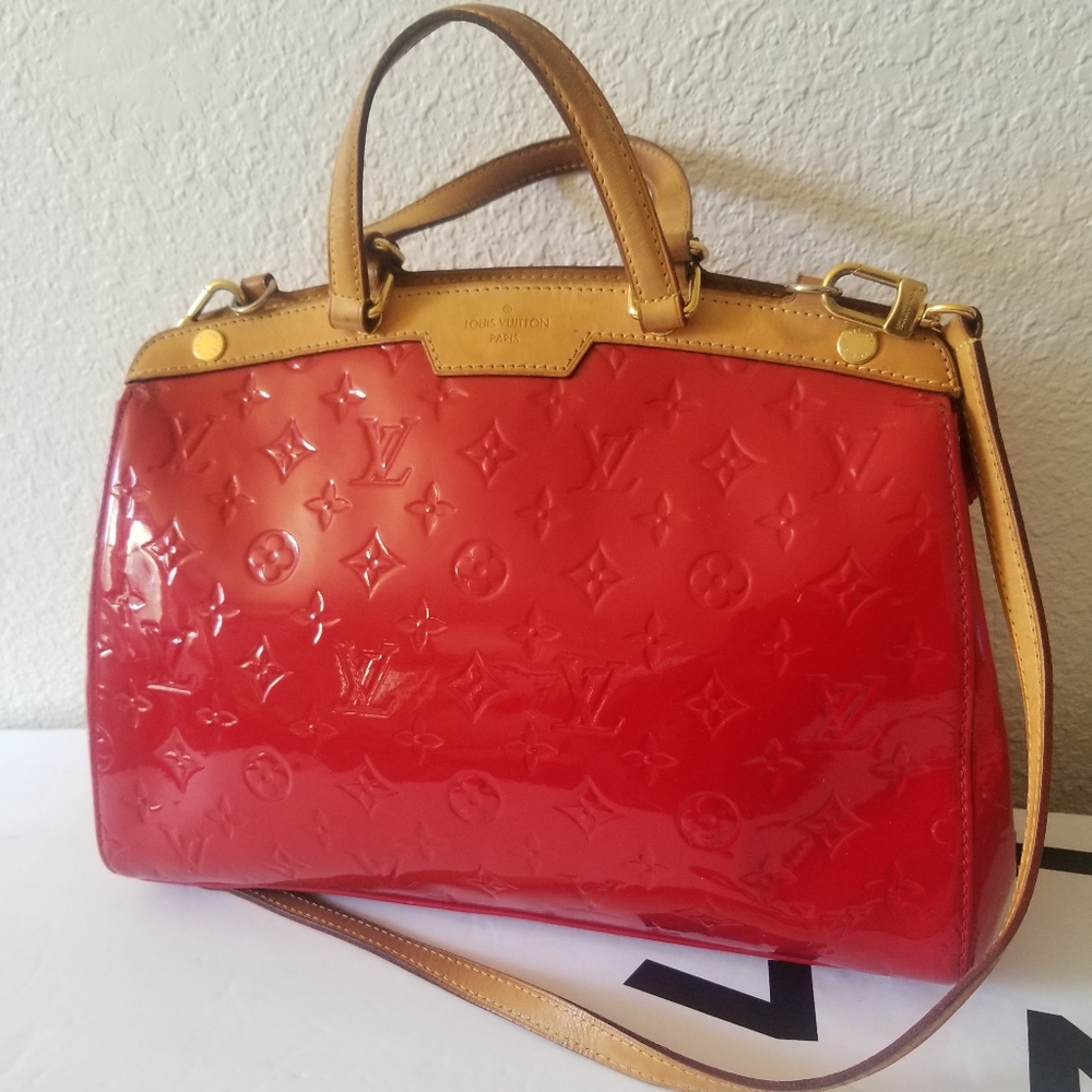Auth Louis Vuitton Vernis Brea Mm Bag - Picture 2 of 16
